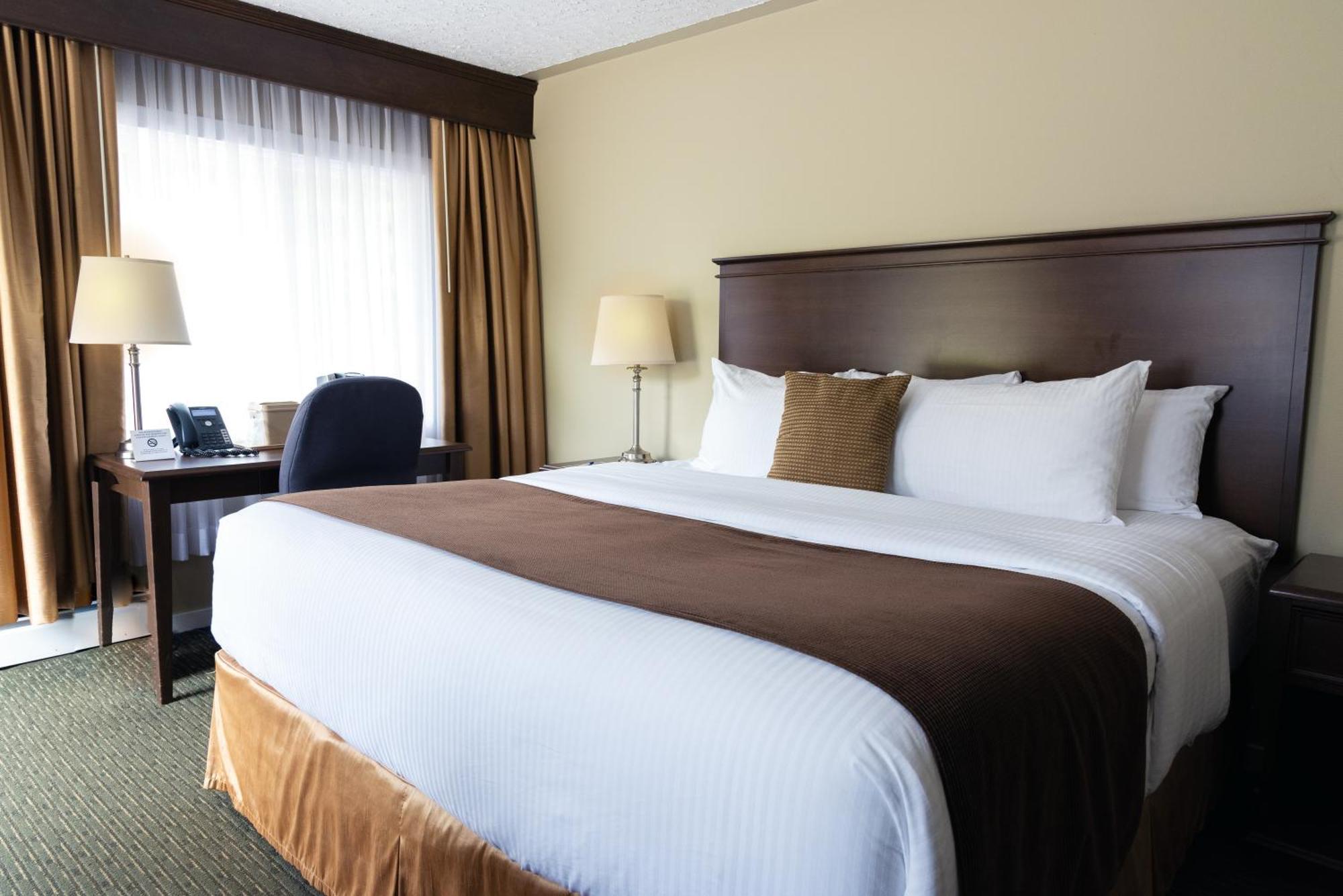 Aurora Inn Kingston Екстер'єр фото